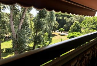 Profumo di mare has Balcony rooms