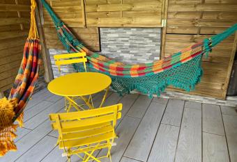 Mango Studio allows 18 year olds to book a room