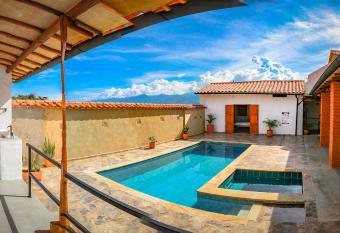 Casa Peak Barichara allows 18 year olds to book a room