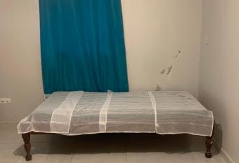 Un petit coin audacieux has Balcony rooms