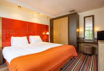 Fletcher Hotel Restaurant Amersfoort allows 18 year olds to book a room