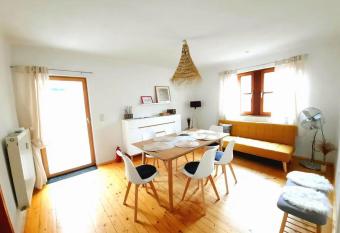 Ferienwohnung Sankt Martin 225 N.N. allows 18 year olds to book a room