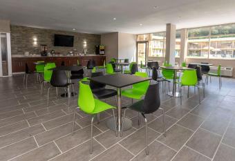 Super 8 by Wyndham Goldsboro has Smoking rooms