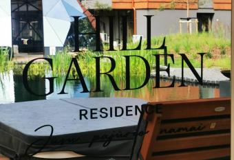 Pu     takas has rooms with a private hot tub