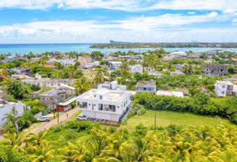 Lotus Lane Apartments has Balcony rooms