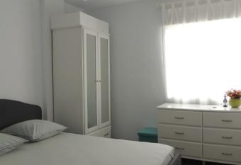 Chambre en colocation has Balcony rooms