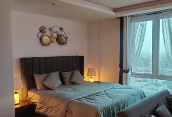 Uptown Studio has Smoking rooms