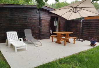 Petit chalet has Balcony rooms