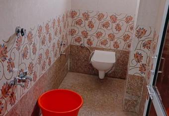 Jai Mataji Home Stay has Balcony rooms