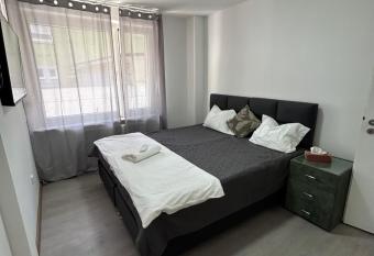 Apartment am Gustav-L  bcke Museum - Hbf has Balcony rooms