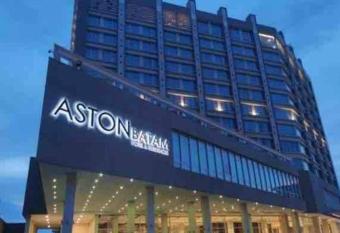 ASTON Batam Apartment has Balcony rooms