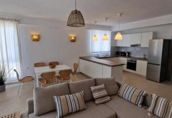 VILLA TOSTi has Balcony rooms