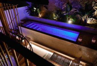 Dormsy aparthotel House has Balcony rooms