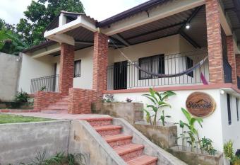 Shammah-casa de descanso has Balcony rooms