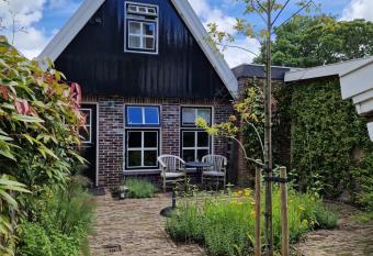 CityCottage Alkmaar has Balcony rooms