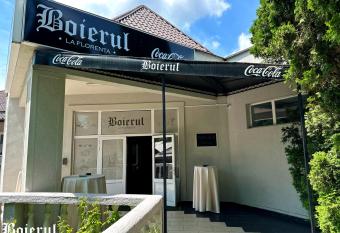 Boierul la Florenta has Balcony rooms