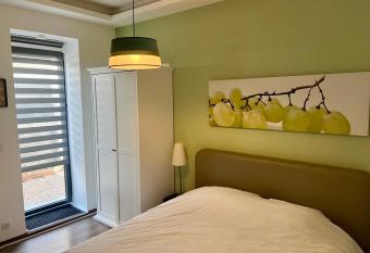 De Tussenstop has Balcony rooms