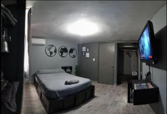 Recamara Privada con clima y acceso inteligente has Balcony rooms