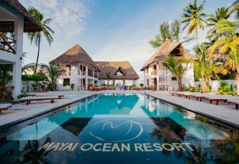 Mayai Ocean Resort has Balcony rooms