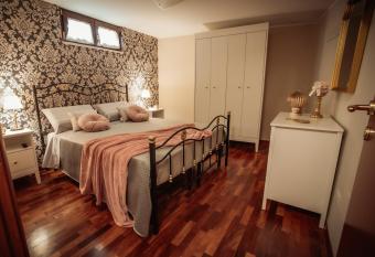 LA TERRAZZA DEI GEMELLI - casa vacanze has Balcony rooms