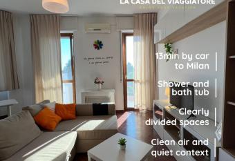 Apartment La Casa del Viaggiatore - 4 ppl - 13min to Milan - Free public parking allows 18 year olds to book a room