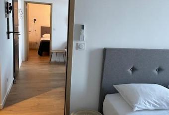 Appartement F3 Corte, centre ville has Balcony rooms