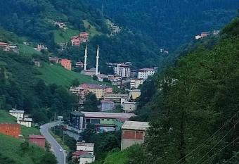 Ta  k  ran-Uzung  l Luxury Home has Balcony rooms