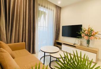 C  n 3PN t  a S2.16 view tho  ng K  T Vinhomes Ocean Park has Balcony rooms