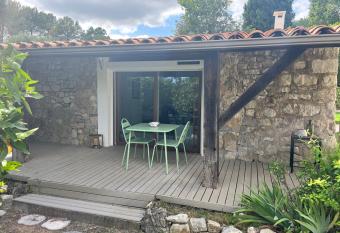 Chez Charles has Balcony rooms