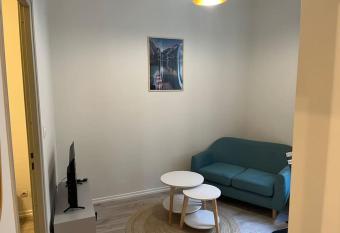 L appartement le Grand Wad Hyper Centre Metz allows 18 year olds to book a room