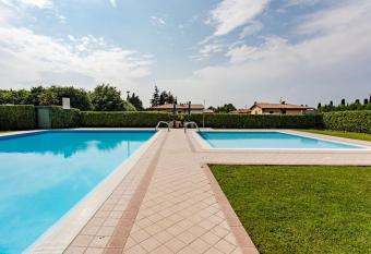 [Lazise Deluxe Residence]Full Relax has Balcony rooms