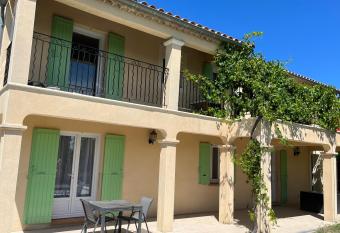 Villa Proven  ale has Balcony rooms