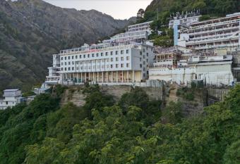 Hotel Shivaahana Residency, Katra has Balcony rooms