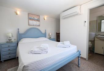 A73 - Akisol-Blue 1 Bed Apartment in Burgau has Balcony rooms
