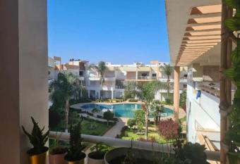 Appart spacieux piscine&jardin has Balcony rooms