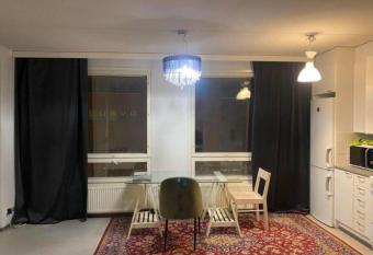 Entire Apartment, Charming Cozy has Balcony rooms