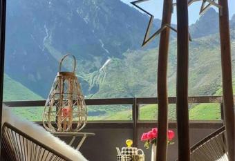 Appt Standing Terrasse Vue d exception - la Mongie has Balcony rooms