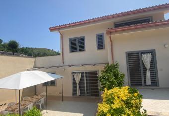 Villanna has Balcony rooms