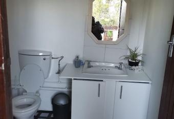 Mountain View allows 18 year olds to book a room