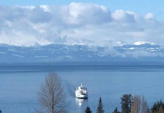 Four Seasons Private Villa has Balcony rooms