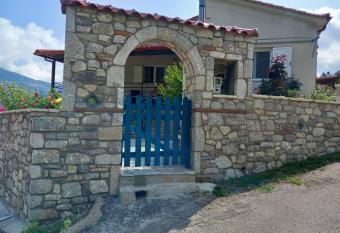 Red Platanus has Balcony rooms