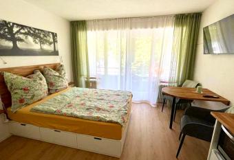 Wohlf  hlen im Herzen von Schopfheim allows 18 year olds to book a room