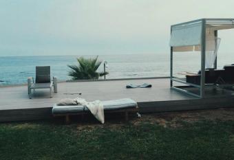 Beachfront villa Marbella has Balcony rooms