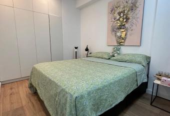 Apartment near by downtown beach has Smoking rooms