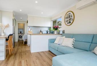 Cosy Cabin, Big View ! has Balcony rooms