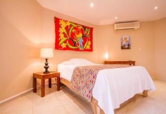 Tamarindo Village Hotel allows 18 year olds to book a room