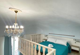 Sky Z   Albina Apartments-Centro storico di Vasto. has Balcony rooms