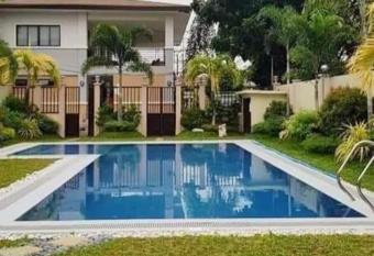 Koze De Casa Newly Renovated Staycation has Balcony rooms