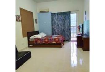 Homestay Pagar Buruk Bukit Merah L6- FAN ONLY has Balcony rooms