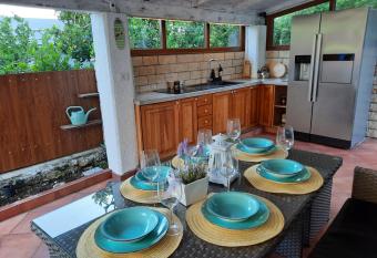 Little Dream has Balcony rooms